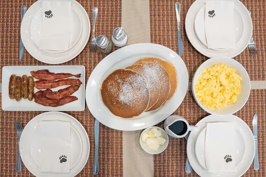 Bacon, Eggs & Pancakes Family Meal
