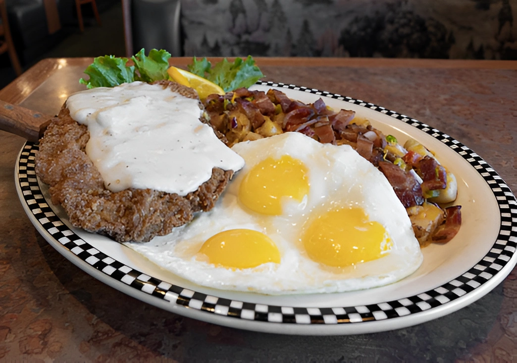 BIGFOOT Chicken Fried Steak & Eggs*